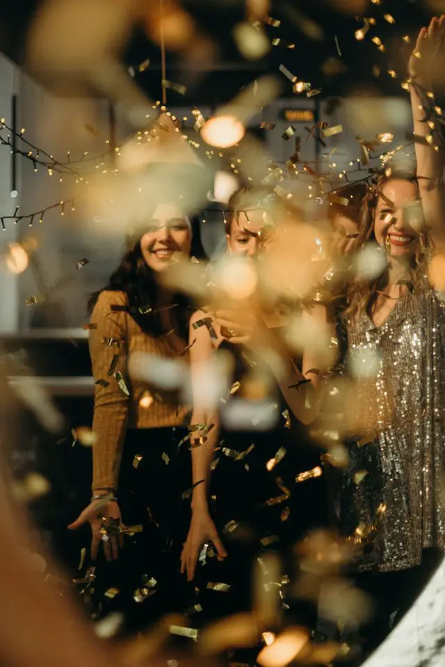 Modern Photo Booth Backdrop with Decorated Fireplace — Christmas Party Backdrop