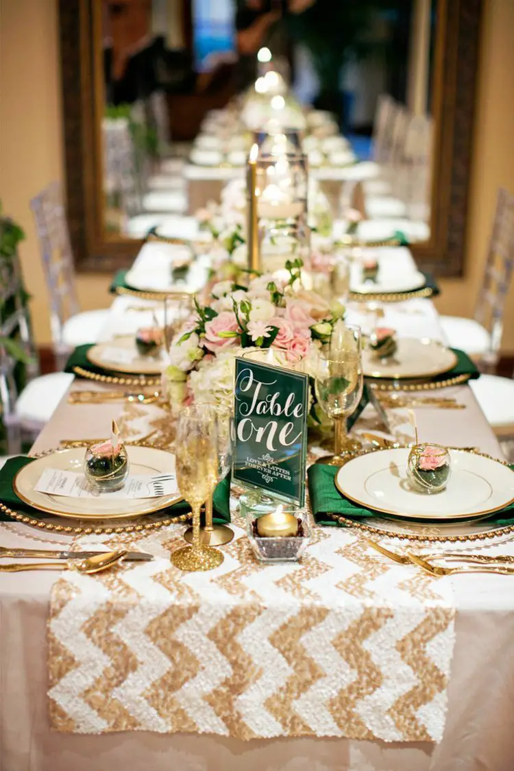Glamorous Wedding Table with Sequin Runner and Floral Centerpiece Glamorous Wedding Table with Sequin Runner and Floral Centerpiece — Christmas Wedding Centerpiece