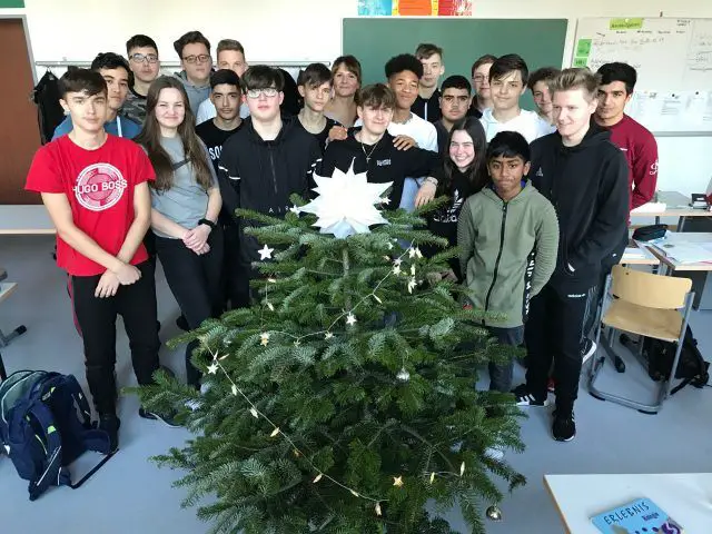 Classroom Christmas Tree as a Central Gathering Point Classroom Christmas Tree as a Central Gathering Point — Christmas Classroom Decor