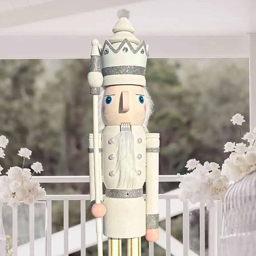 Large White Nutcracker with Crown and Scepter Outdoors — Nutcracker Display