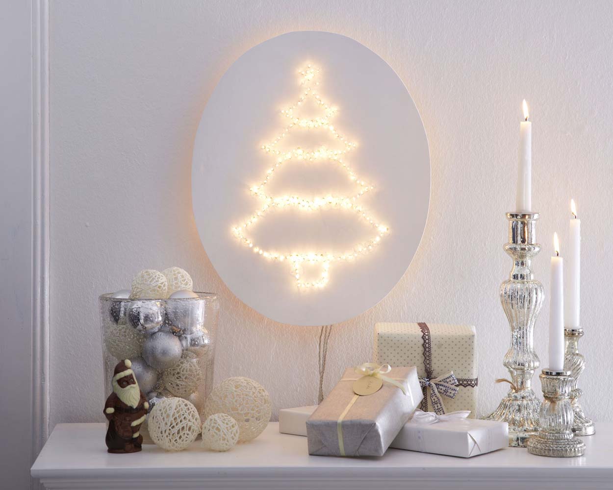Circular Light Art — Christmas Fairy Lights Wall