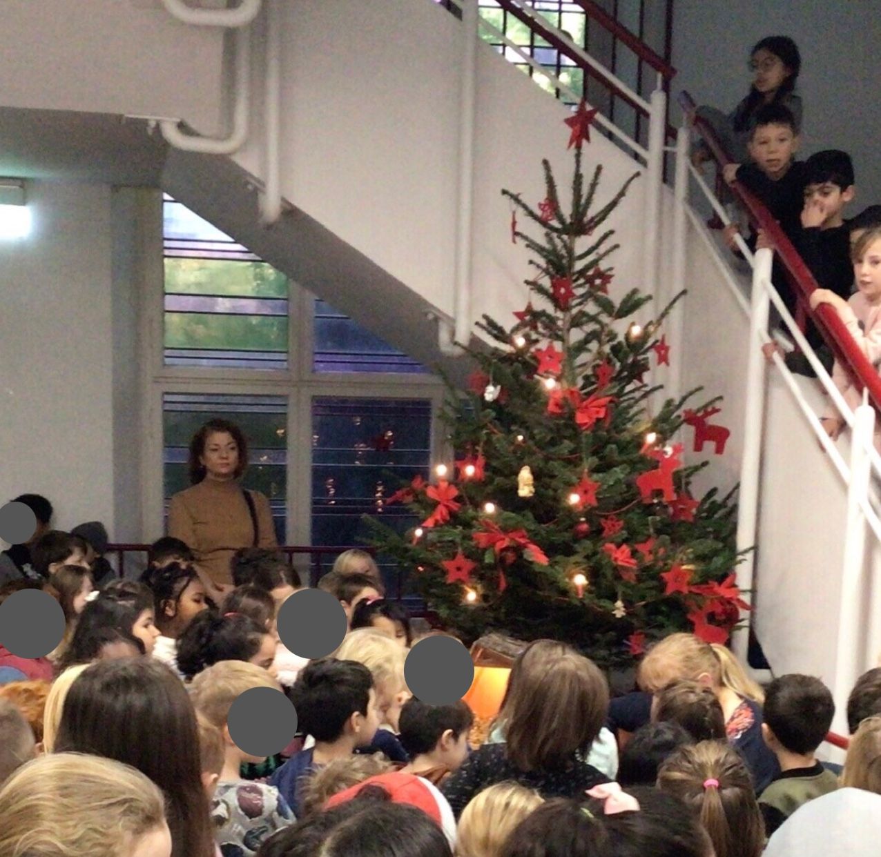 Christmas Tree on a Staircase Landing Christmas Tree on a Staircase Landing — Christmas Classroom Decor
