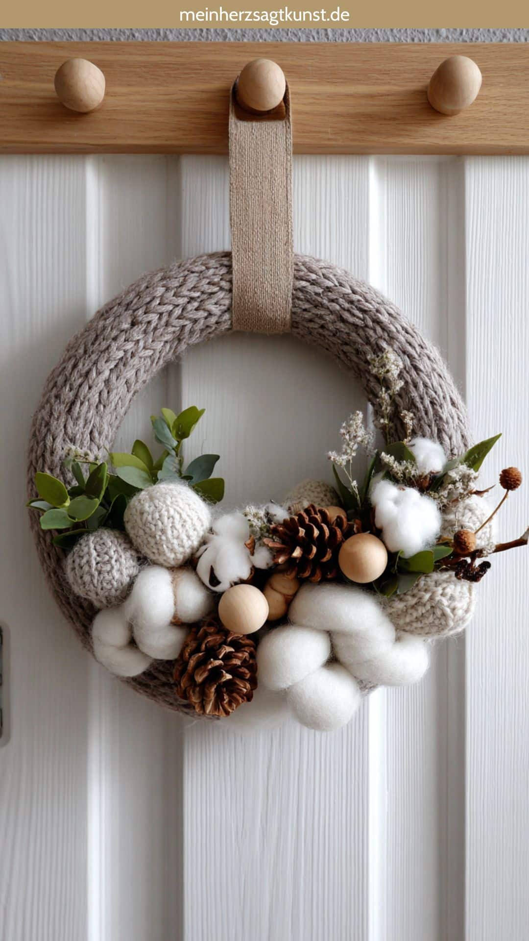 Cozy Winter Wreath of Knitted Yarn and Cotton Balls Cozy Winter Wreath of Knitted Yarn and Cotton Balls — Ornament Wreath