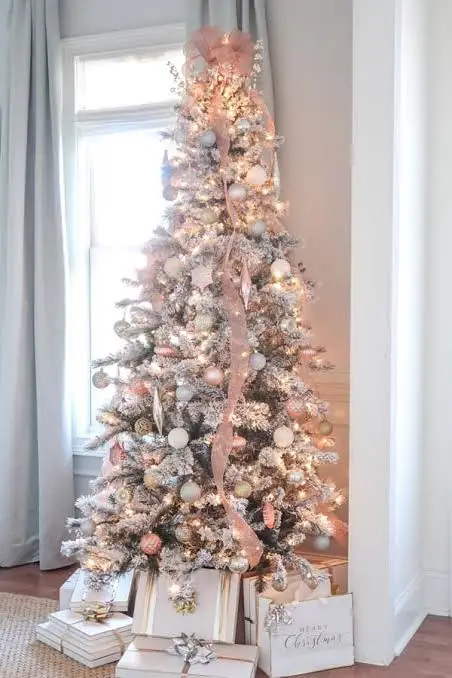 Glam Visual Idea — Elegant Christmas Tree