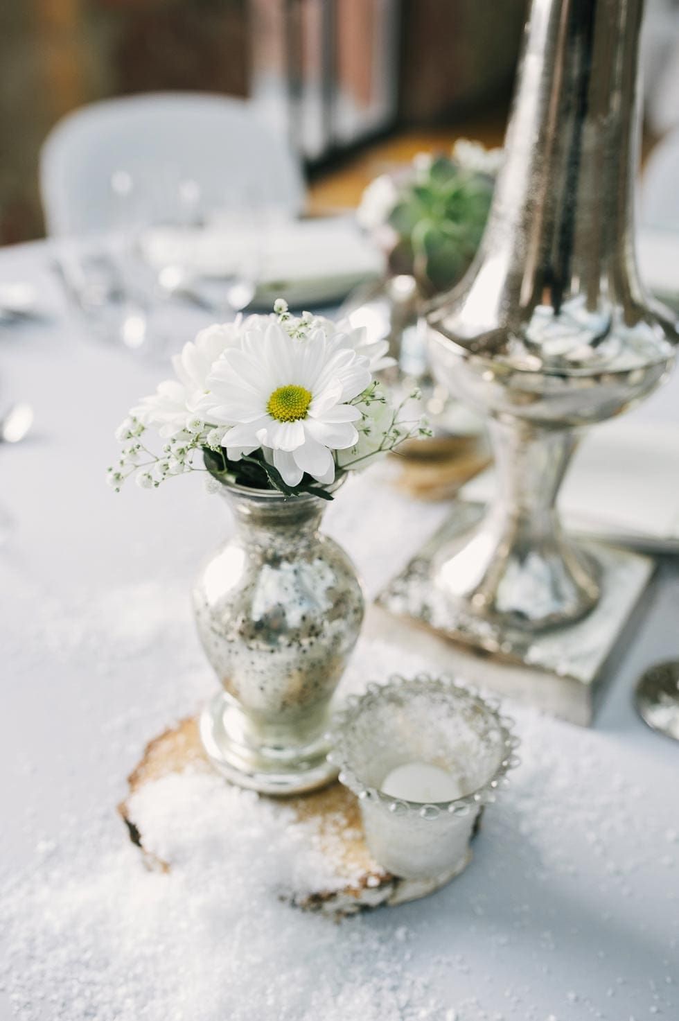 Minimalist Winter Elegance: Mercury Glass and White Daisy — Christmas Wedding Decor
