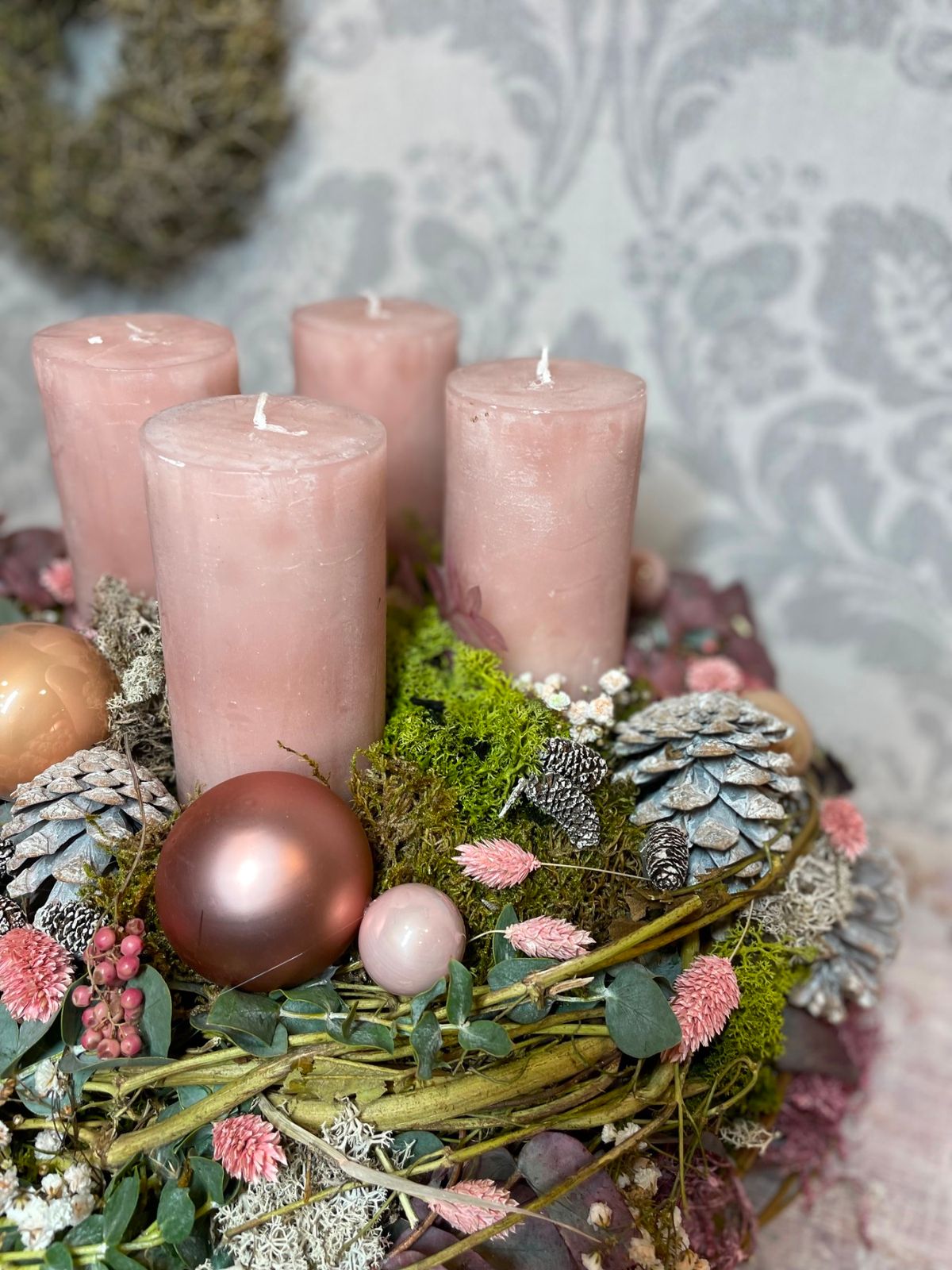 Natural Pink Candles in an Advent Wreath Natural Pink Candles in an Advent Wreath — Pink Christmas Decor