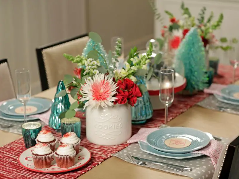 Festive Table Setting with Striped Runners and Teal Accents Festive Table Setting with Striped Runners and Teal Accents — Christmas Party Decor