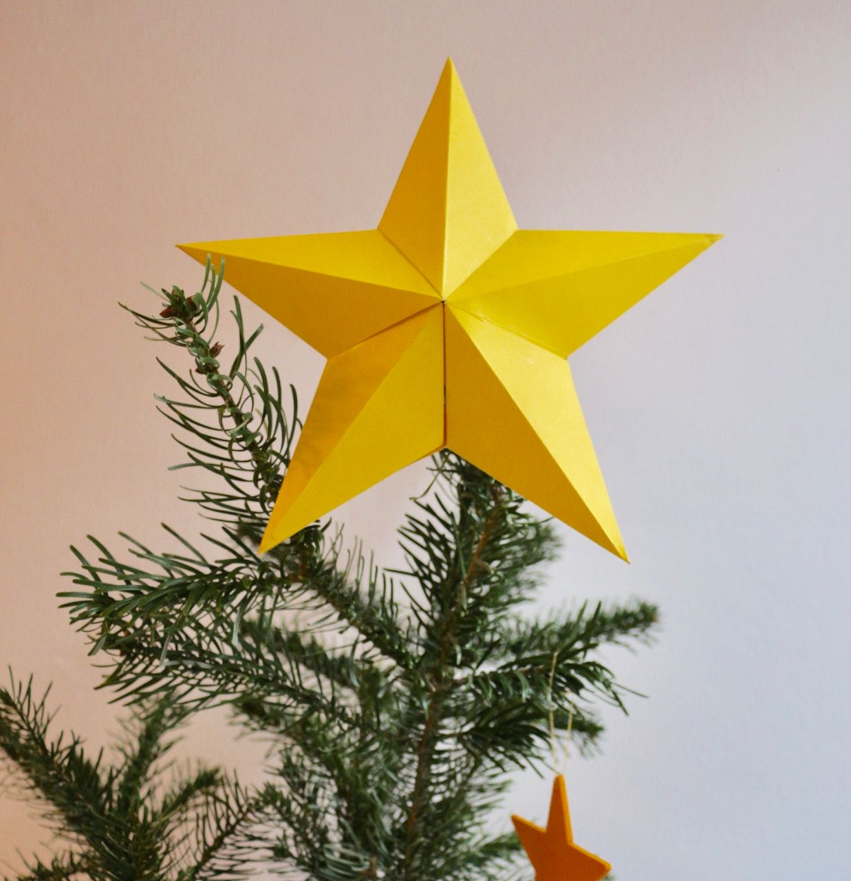Bright Yellow Origami Star Topper for a Cheerful Tree Bright Yellow Origami Star Topper for a Cheerful Tree — Christmas Tree Topper