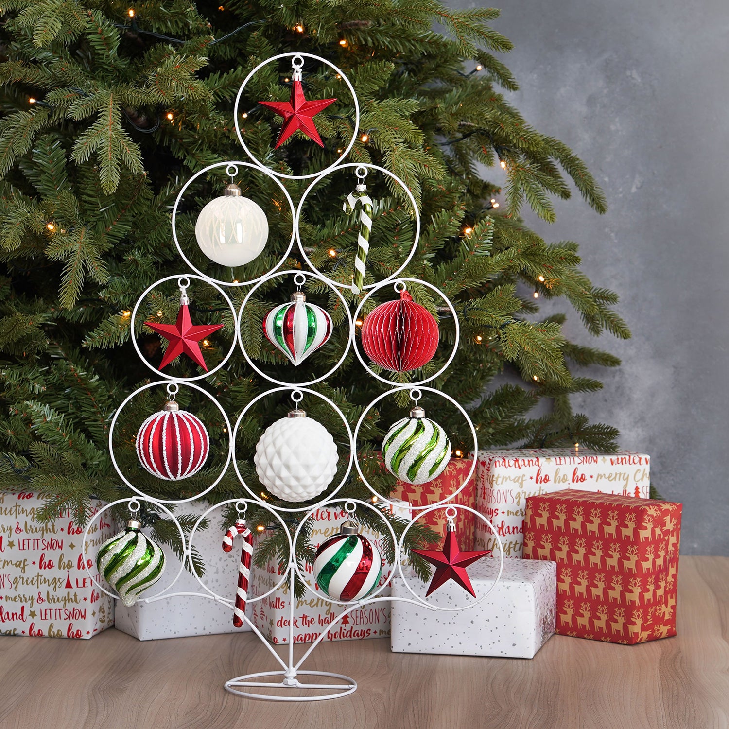 Modern Geometric Tree with Red and Green Ornaments — Red and Green Christmas Decor