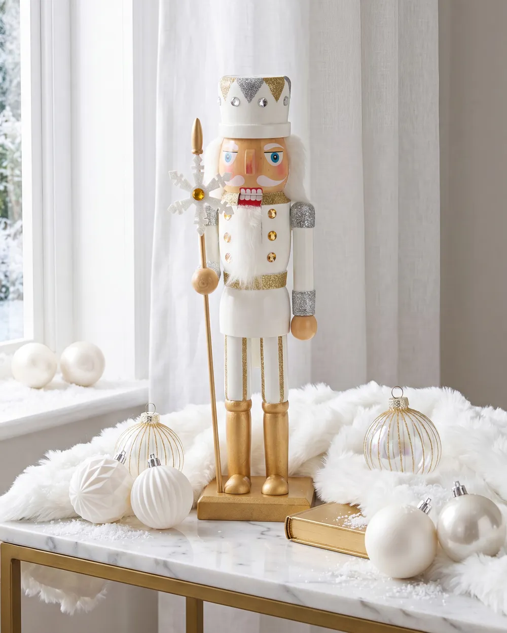 Elegant White and Gold Nutcracker with Snowflake Staff — Nutcracker Christmas Decor