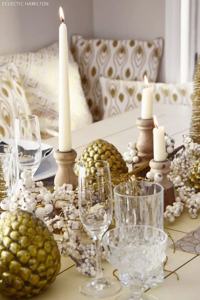 Rustic Glam Centerpiece with Candles, Pinecones, and Berry Garland Rustic Glam Centerpiece with Candles, Pinecones, and Berry Garland — New Years Eve Party Decor