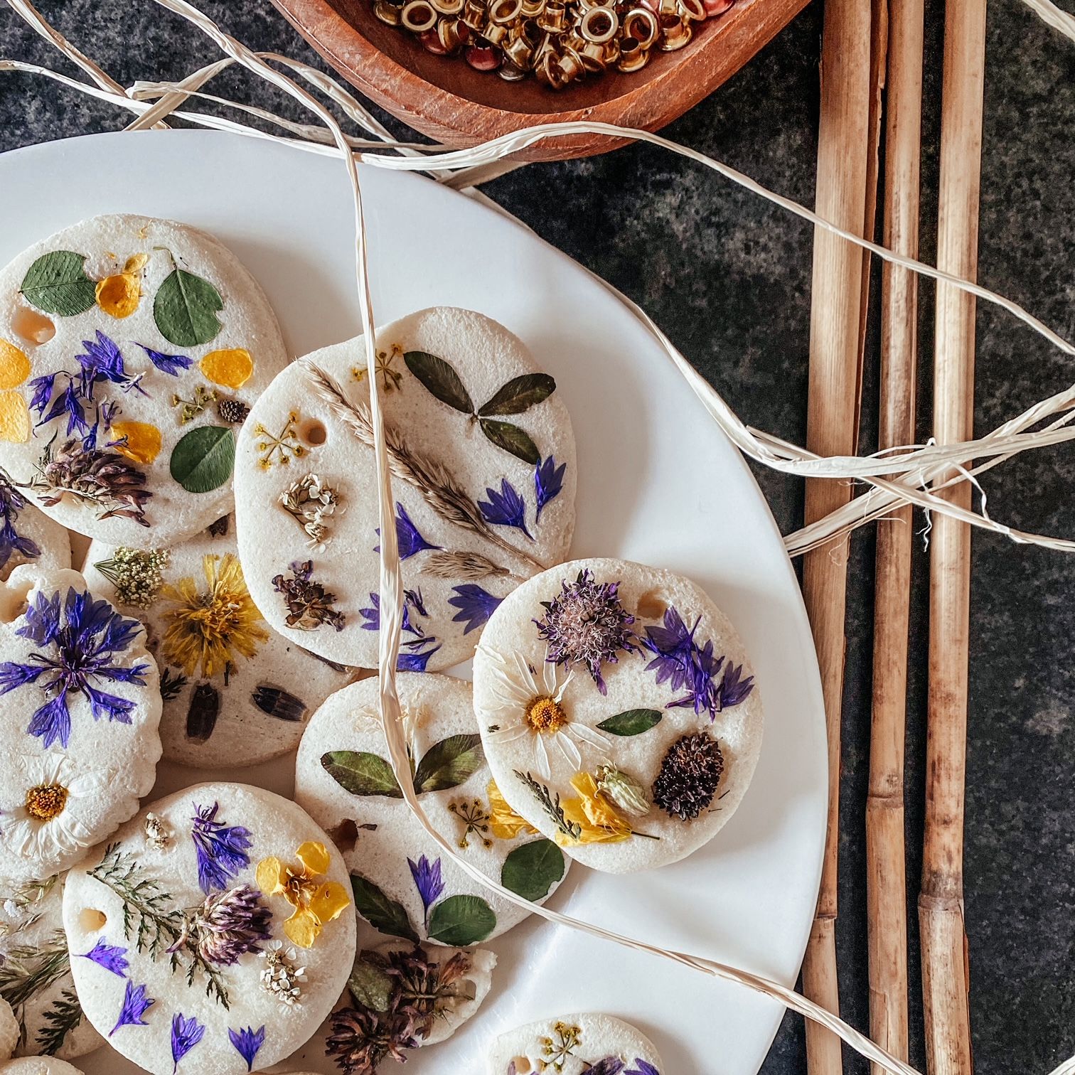 Botanical Salt Dough Ornaments with Pressed Flowers Botanical Salt Dough Ornaments with Pressed Flowers