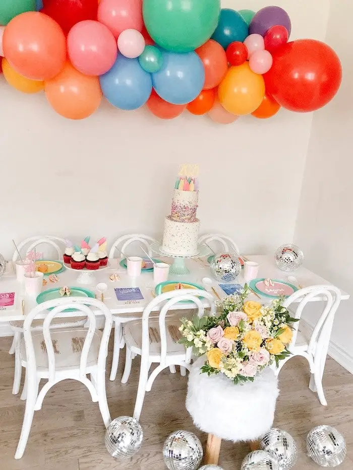 Dining Room Visual Idea — New Years Eve Party for Kids