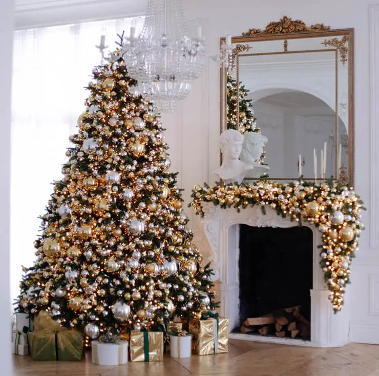 Glamorous Fireplace Styling Variation Glamorous Fireplace Styling Variation — Christmas Mantel Decor