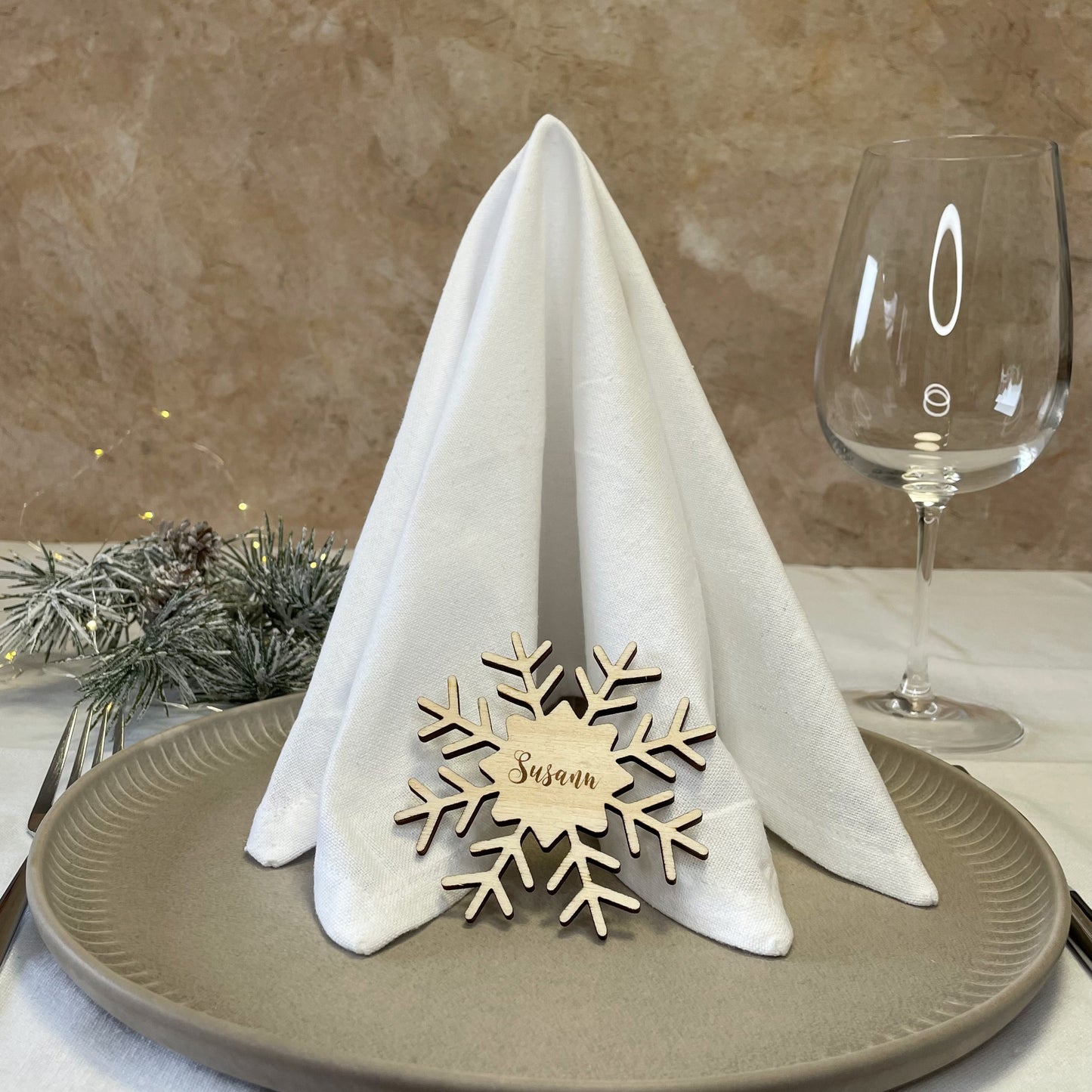 Dining Table Modern Wooden Snowflake Place Card with Etched Name — Christmas Place Cards