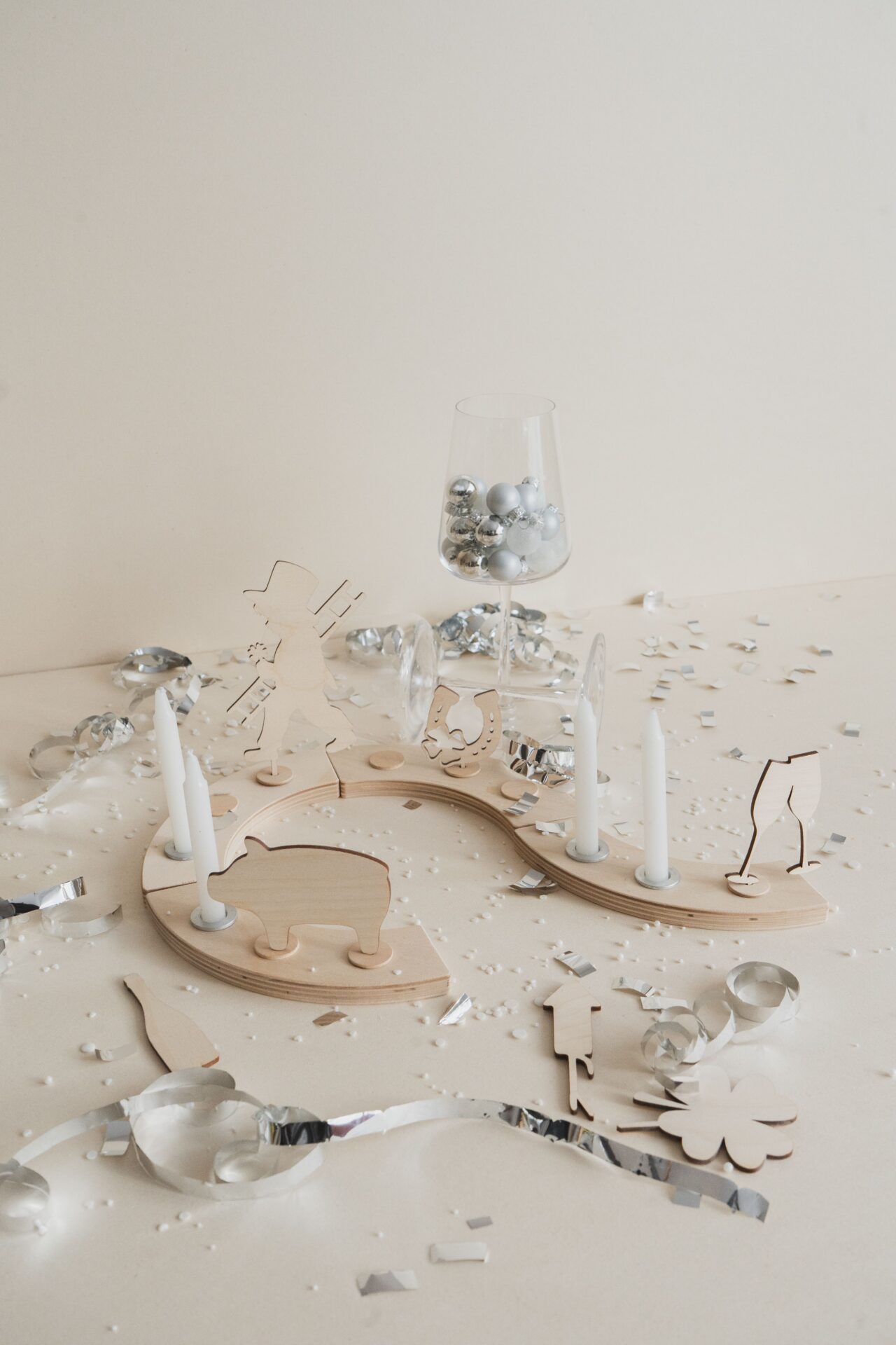 Minimalist Wooden Candelabra and Champagne Glasses Minimalist Wooden Candelabra and Champagne Glasses — New Years Eve Table Decor