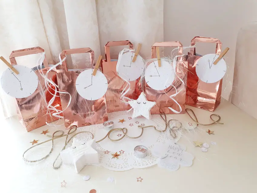 Table Display Visual Idea — New Years Eve Party for Kids