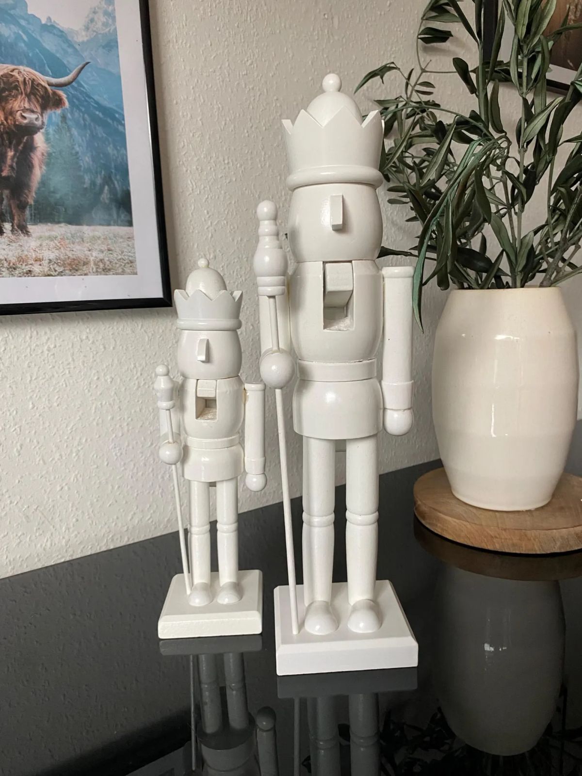Pair of Large Minimalist White Nutcrackers — Nutcracker Display