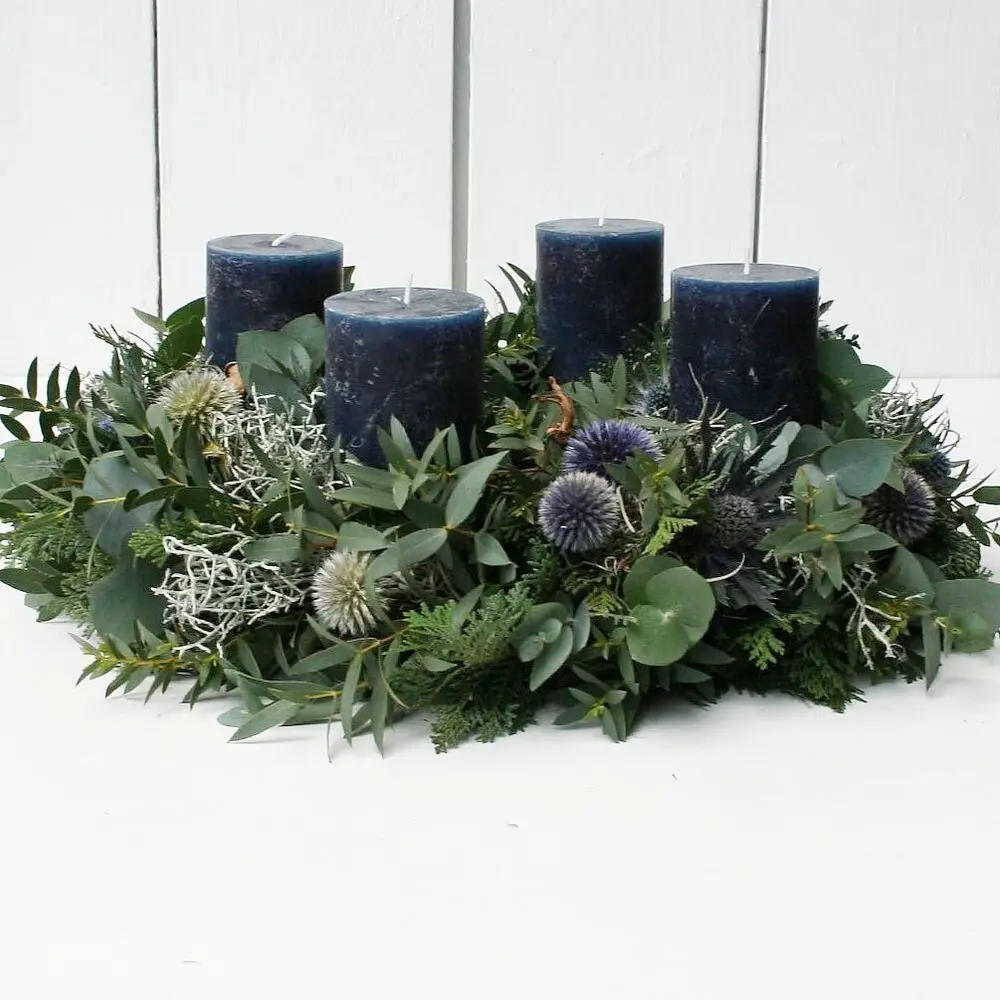 Modern Natural Advent Wreath with Deep Blue Candles Modern Natural Advent Wreath with Deep Blue Candles