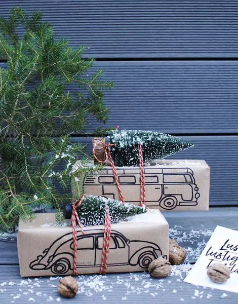Rustic Gifts with Hand-Drawn Vehicle Designs — Christmas Gift Wrapping