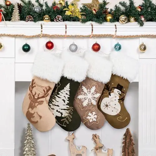 Medium Shot Traditional Mantel Styling Variation Medium Shot Traditional Mantel Styling Variation — Christmas Mantel Decor