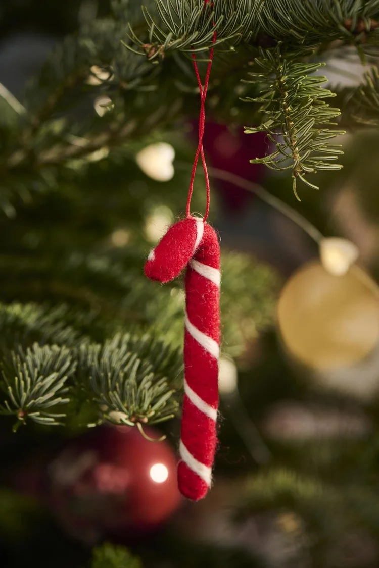 Traditional Felt Candy Cane Ornament Detail — Candy Cane Christmas Tree