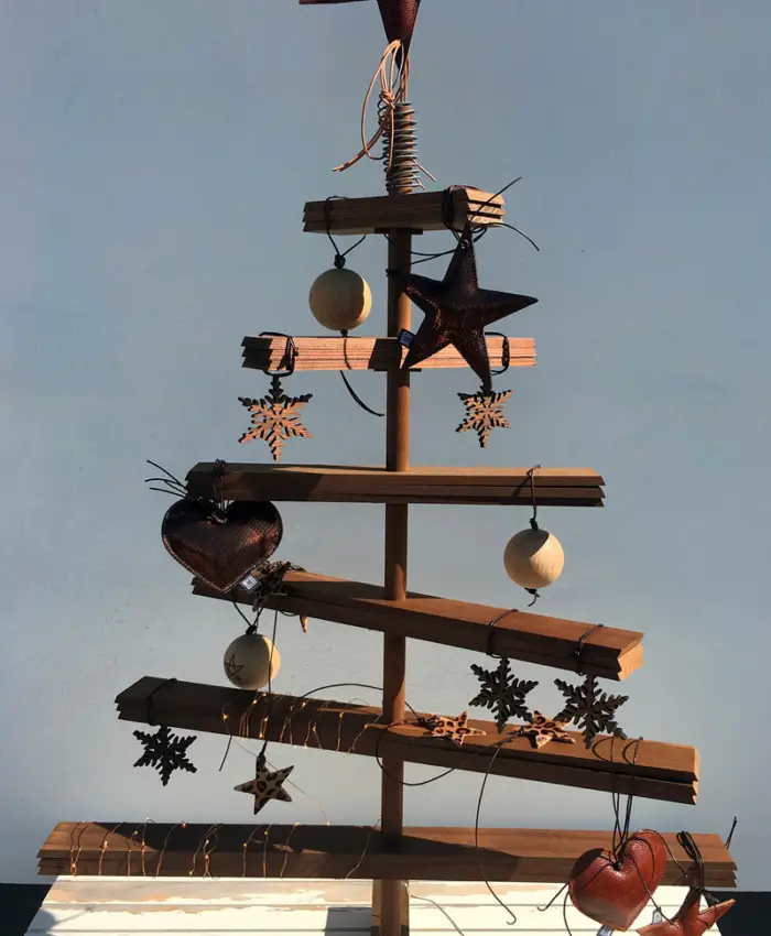 Wall-Mounted Rustic Wooden Plank Tree — Alternative Christmas Trees