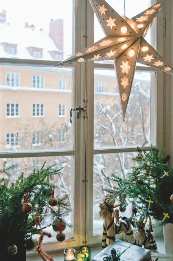 Scandinavian Window Sill with Paper Star Lantern — Christmas Apartment Decor