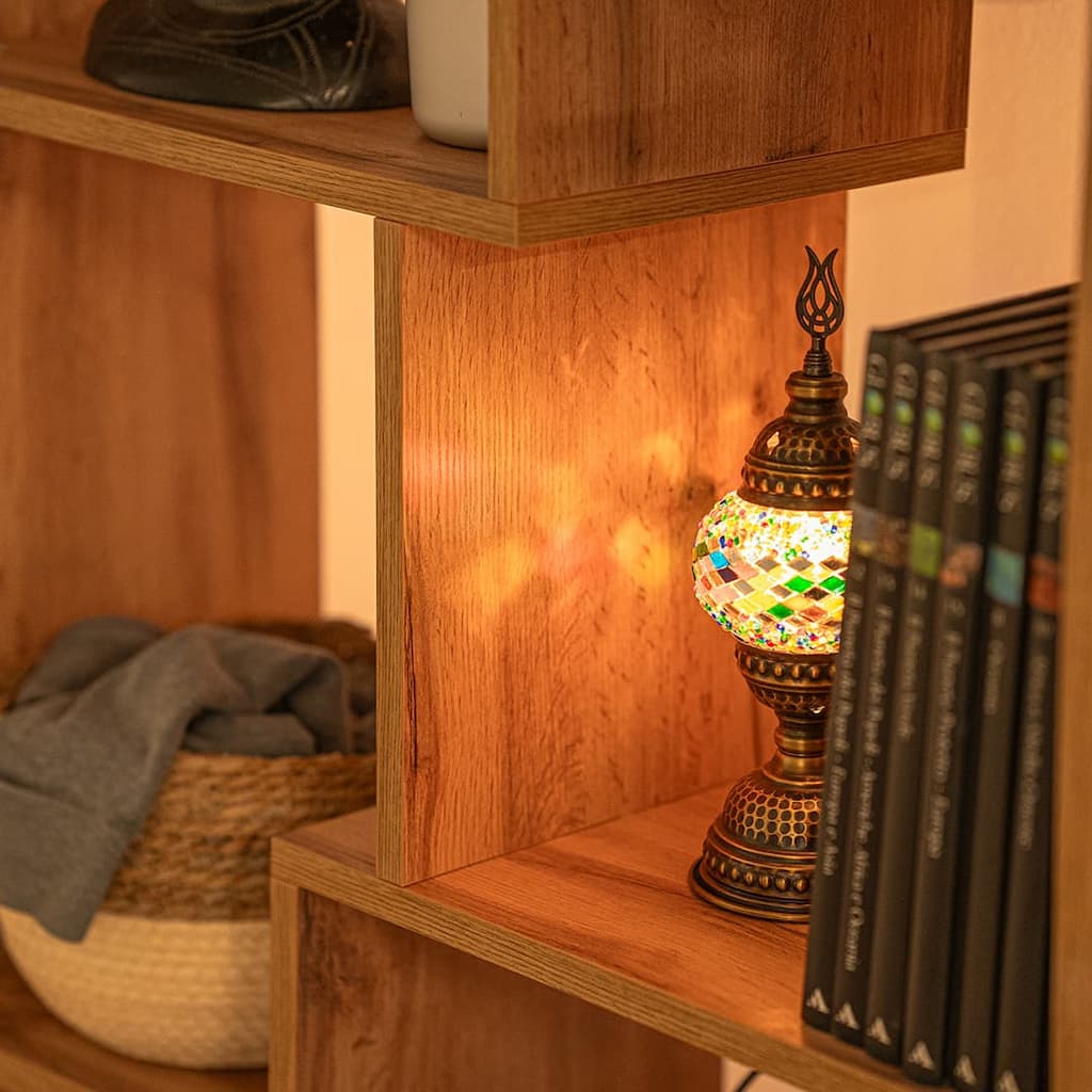 Boho Bookshelf with Mosaic Lamp and Woven Basket Boho Bookshelf with Mosaic Lamp and Woven Basket — Christmas Bookshelf Decor