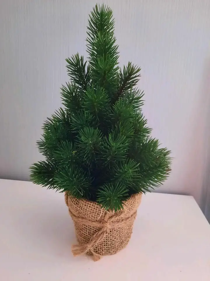 Rustic Jute Pot for a Flocked Tree Rustic Jute Pot for a Flocked Tree — Small Christmas Tree Decor