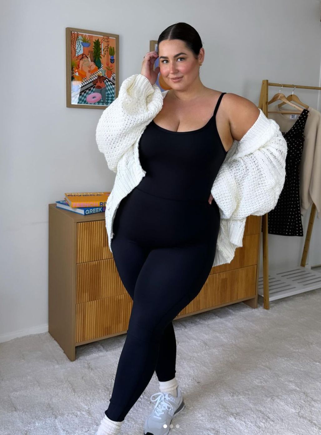 Chunky Knit Cardigan Elevates Athleisure Set Chunky Knit Cardigan Elevates Athleisure Set — Plus Size Outfits 2027