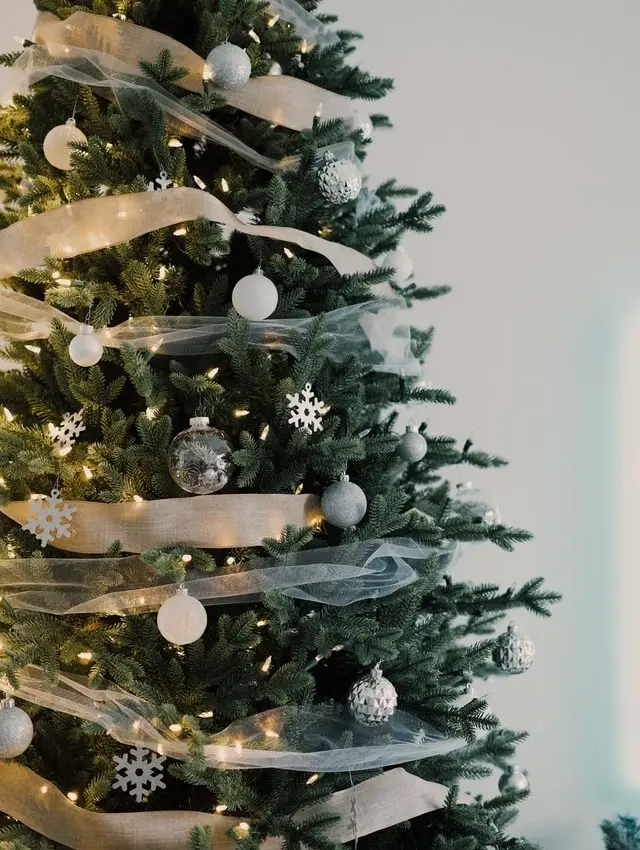 Rustic Tree Branches with Burlap and Silver — Christmas Tree Trends