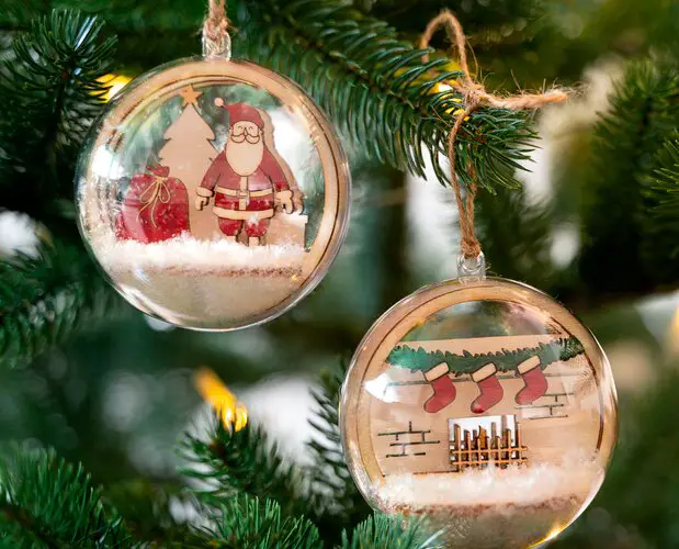 Clear Baubles with Whimsical Miniature Christmas Scenes — Christmas Crafts for Adults