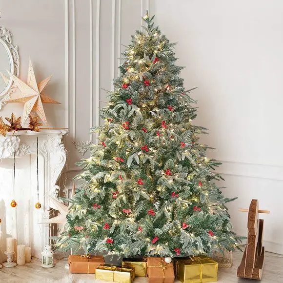 Traditional Grand Flocked Christmas Tree with Berry Accents Traditional Grand Flocked Christmas Tree with Berry Accents — Flocked Christmas Tree Decor