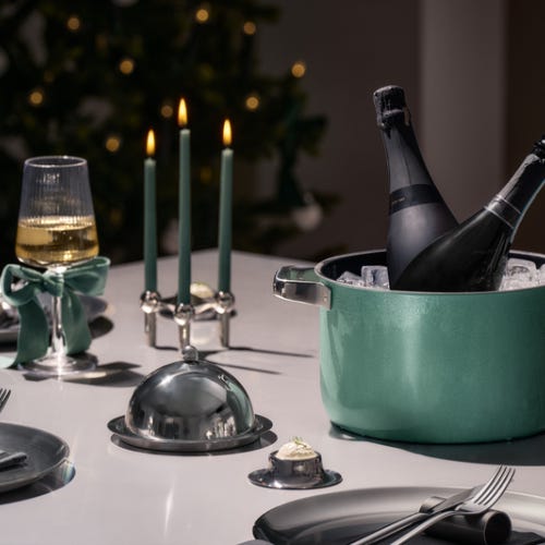 Modern Table Setting with Green Ice Bucket and Tall Candles Modern Table Setting with Green Ice Bucket and Tall Candles — Christmas Wedding Centerpiece