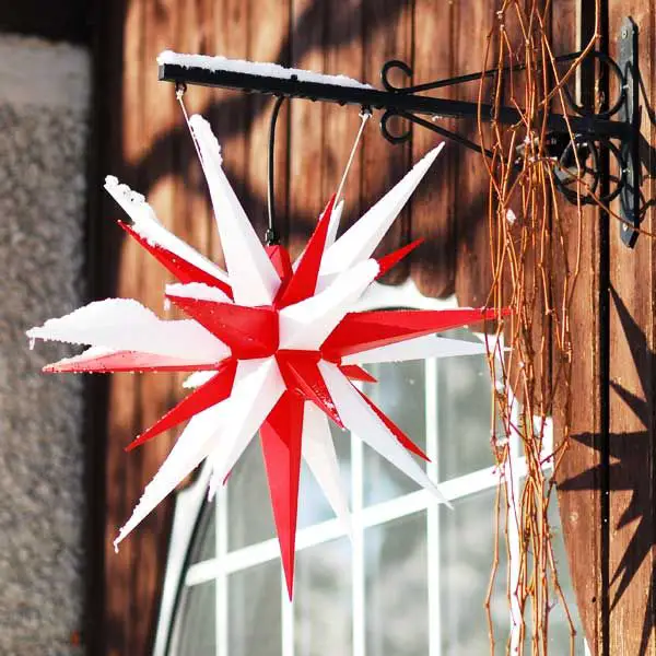 Large Red and White Paper Star Lantern for Exterior Decor Large Red and White Paper Star Lantern for Exterior Decor — Christmas Party Decor