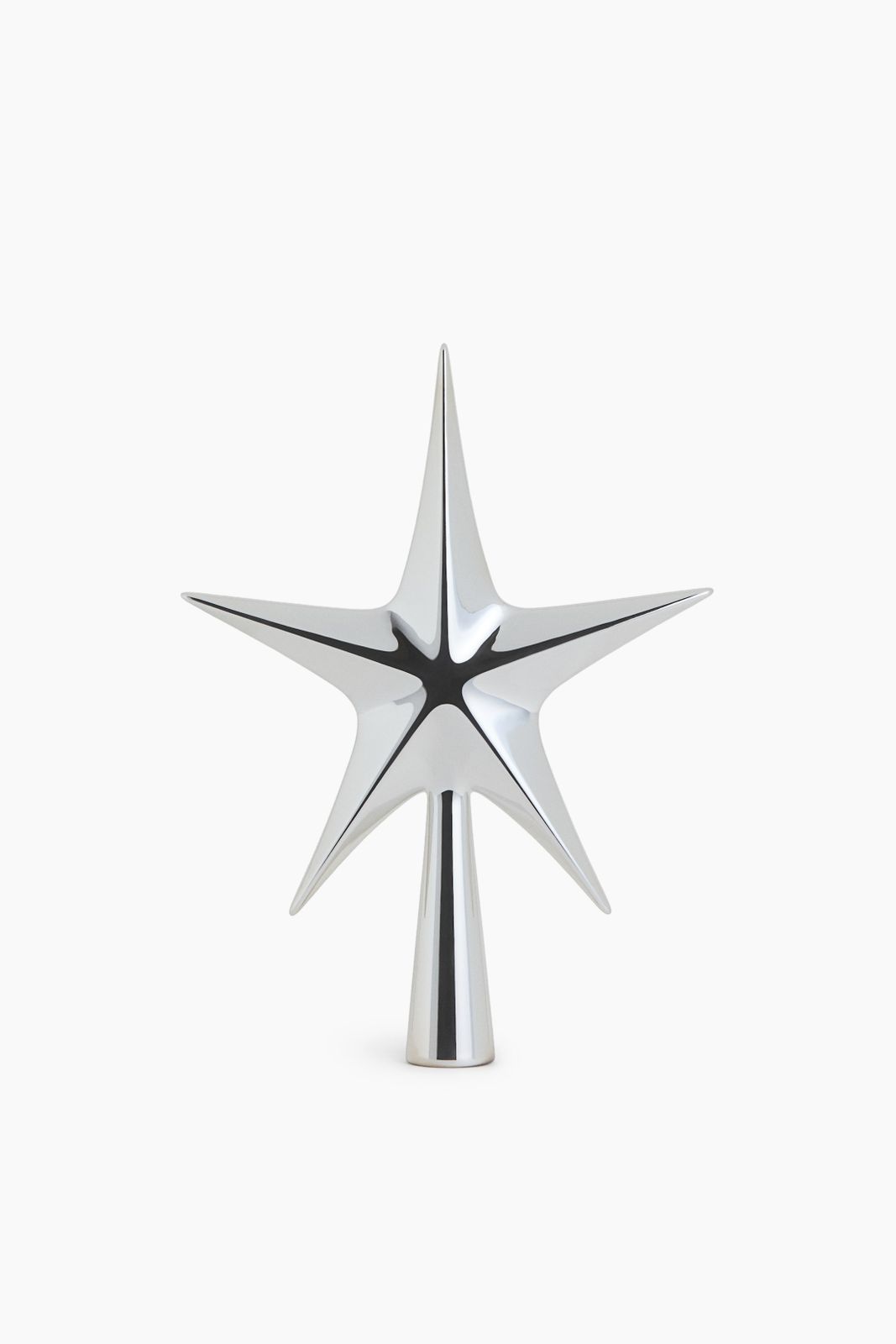 Sleek Silver Star Topper for Contemporary Christmas Decor Sleek Silver Star Topper for Contemporary Christmas Decor — Christmas Tree Topper
