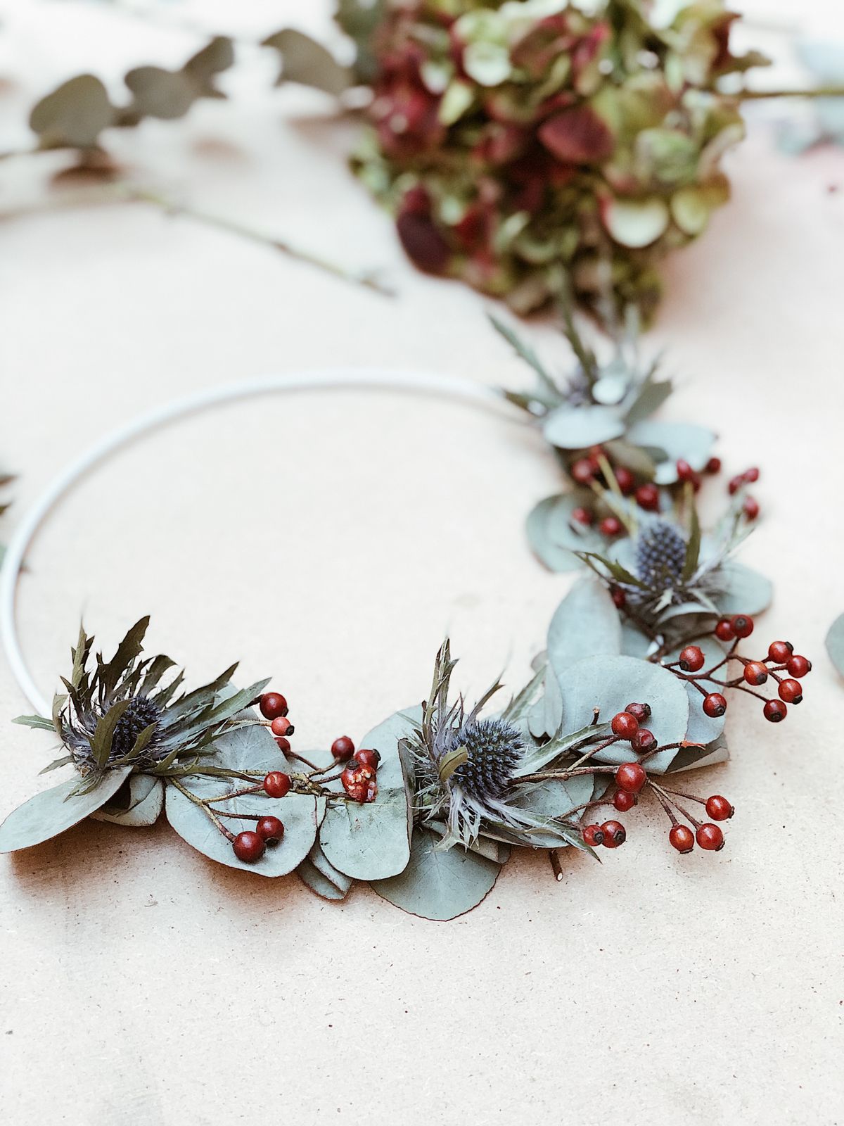 Boho Eucalyptus and Berry DIY Advent Wreath — DIY Christmas Decor