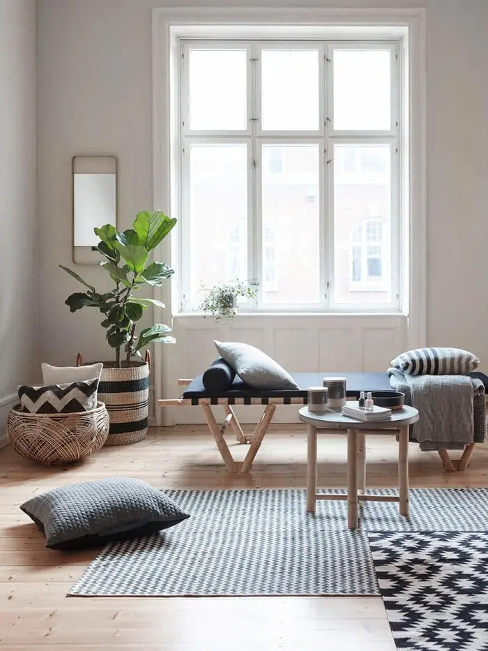 Spacious Hygge and Scandi Living Room with Daybed Spacious Hygge and Scandi Living Room with Daybed — Hygge Home Decor