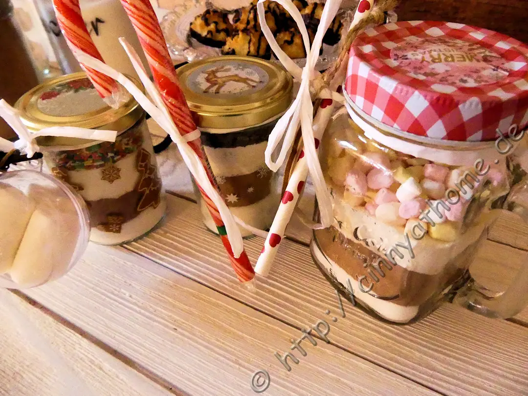 DIY Christmas Hot Cocoa Jars with Layered Ingredients — Christmas Hot Cocoa Bar