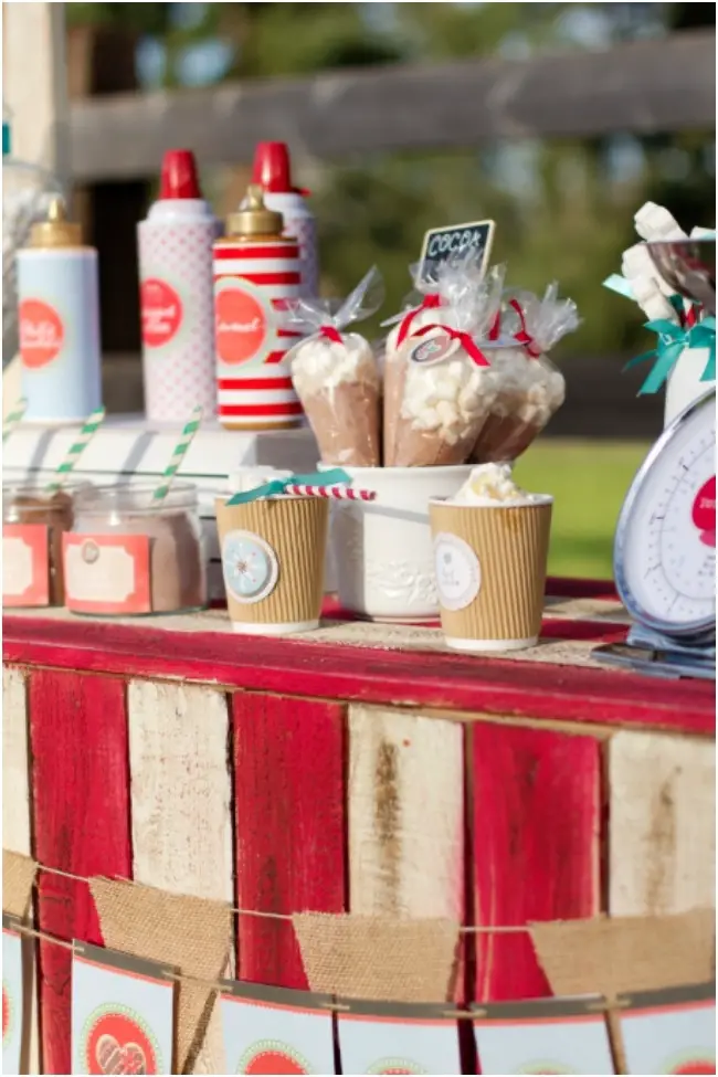 Rustic Outdoor Hot Cocoa Bar Setup — Christmas Hot Cocoa Bar