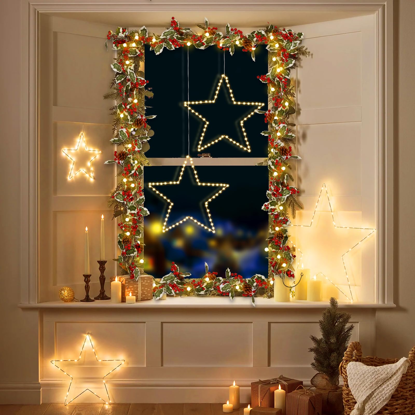 Bay Window Garland with Holly, Berries, and Star Lights — Christmas Garland