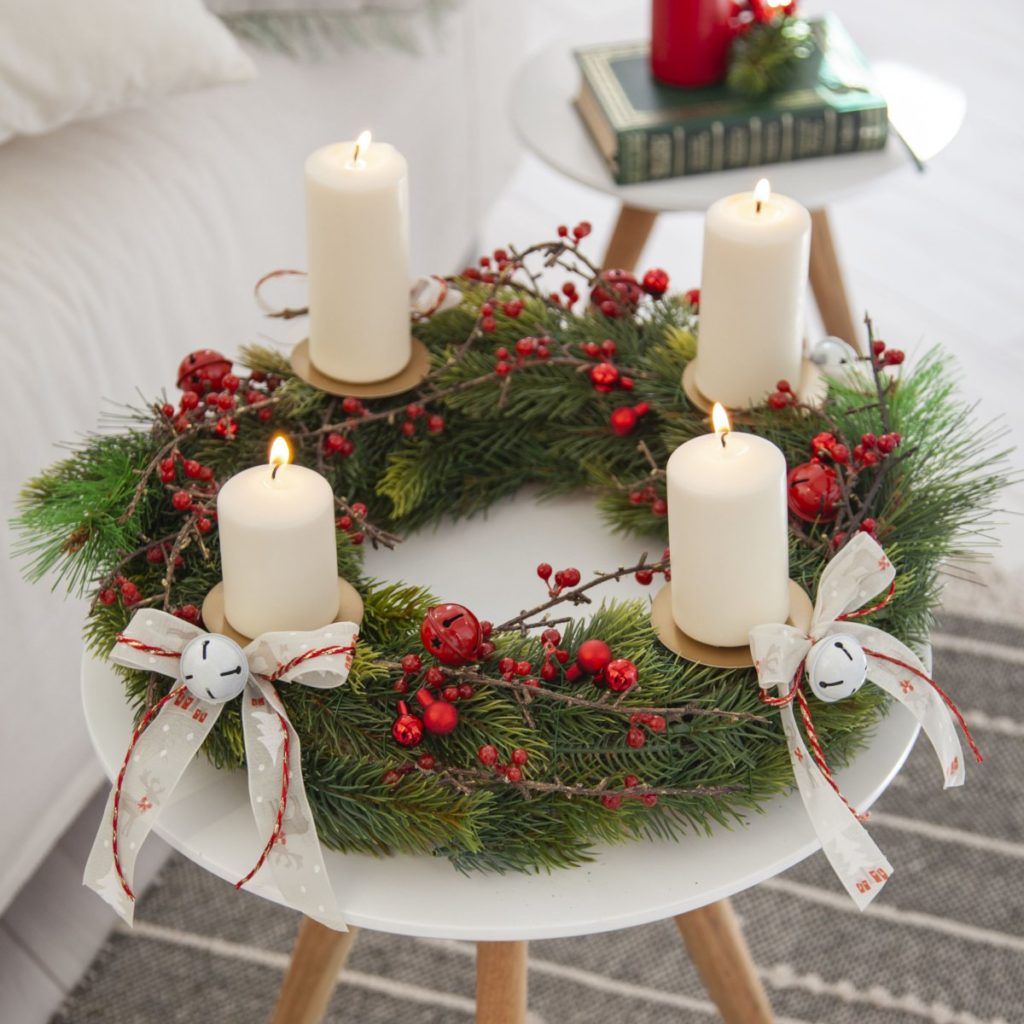 Traditional Advent Wreath with White Candles, Red Berries, and Bells — Christmas Wreath