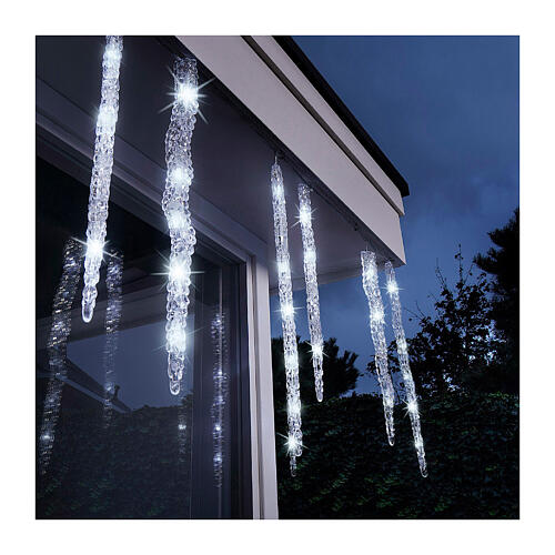 Realistic Icicle Shape with Cool White LEDs Realistic Icicle Shape with Cool White LEDs — Icicle Christmas Lights