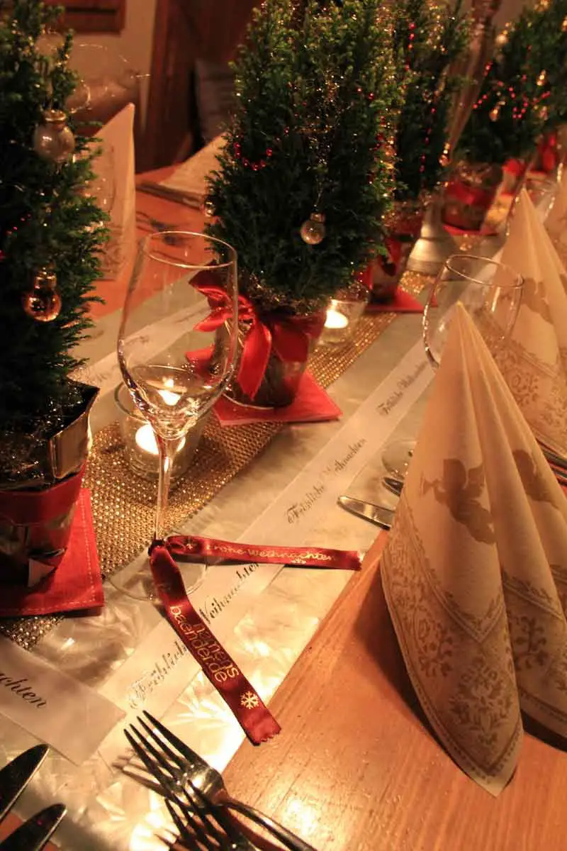 Traditional Table Runner with Miniature Christmas Trees Traditional Table Runner with Miniature Christmas Trees — Christmas Party Decor