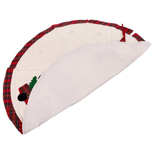 Folded Cotton Plaid Skirt with Embroidered Snowflakes Folded Cotton Plaid Skirt with Embroidered Snowflakes — Christmas Tree Skirt
