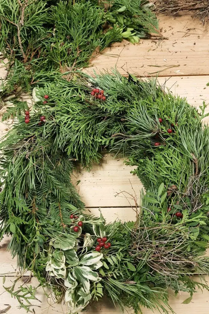 DIY Wreath Base with Mixed Evergreen Branches and Berries — Christmas Wreath