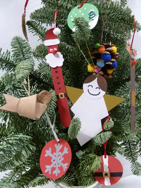 Diverse Handmade Christmas Ornaments Collection — Christmas Crafts for Kids