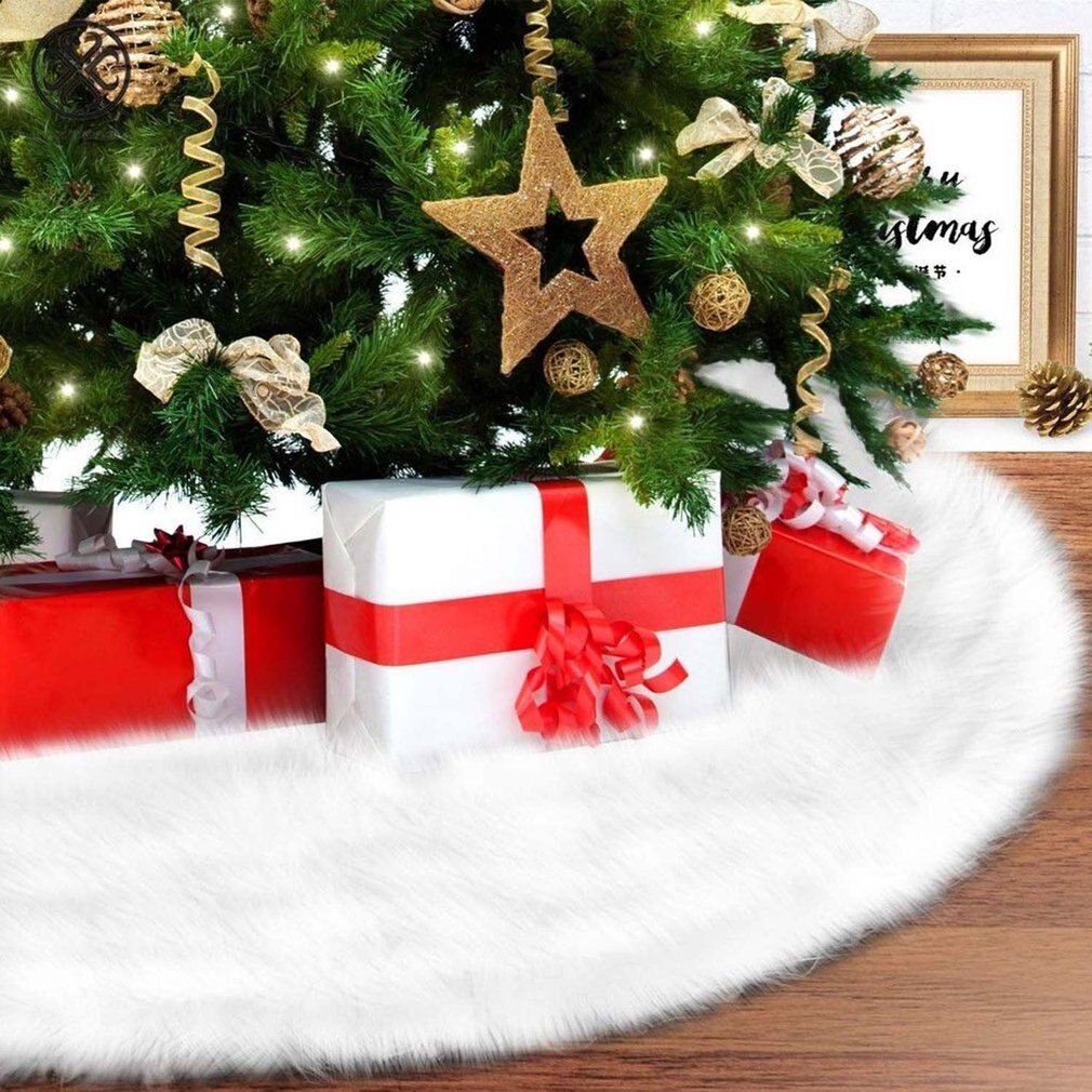 Thick White Faux Fur Skirt for Ultimate Comfort and Style Thick White Faux Fur Skirt for Ultimate Comfort and Style — Christmas Tree Skirt