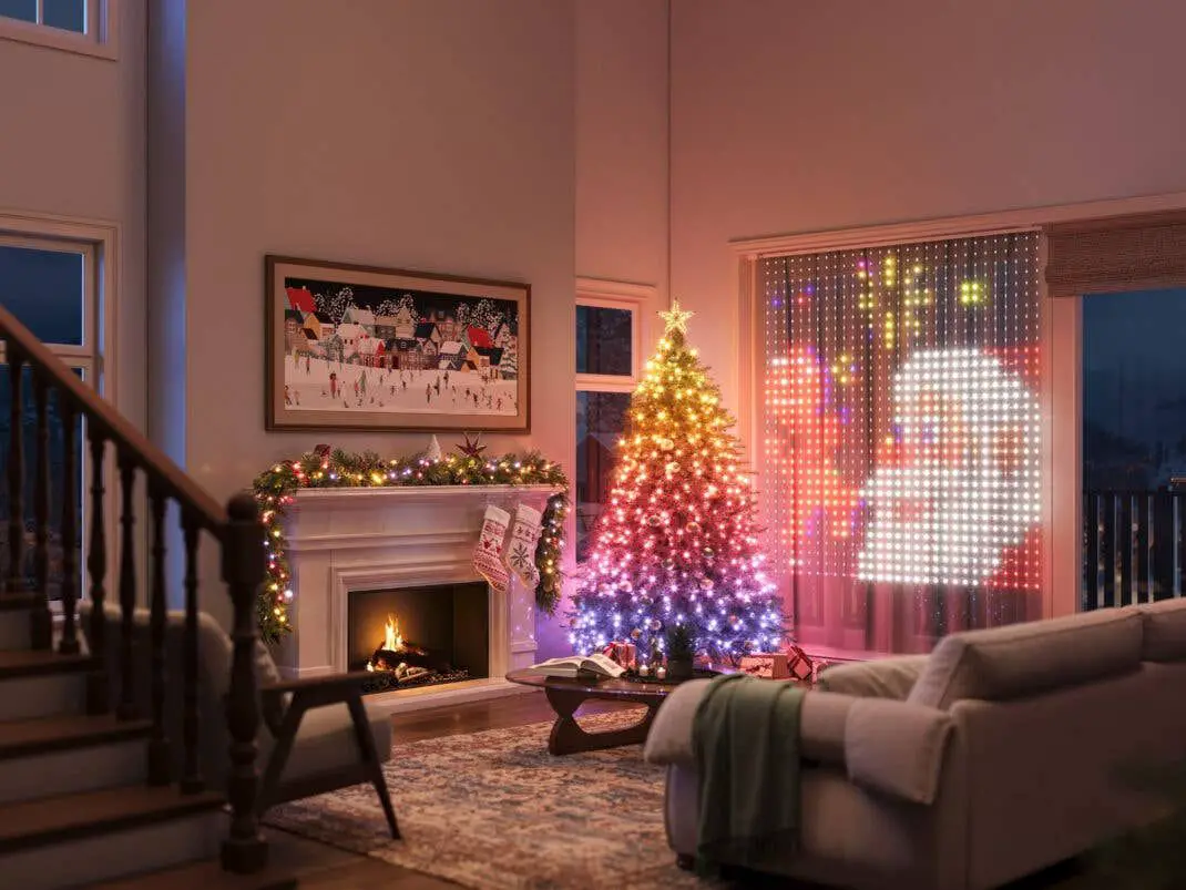 Modern Living Room with Fairy Light Tree and Digital Window Display Modern Living Room with Fairy Light Tree and Digital Window Display — Christmas Fairy Lights Living Room